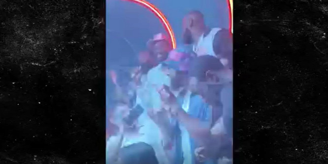 Lebron James önfeledten bulizott egy éjszakai klubban - videó