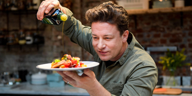 23 év házasság után újra megkérte felesége kezét Jamie Oliver