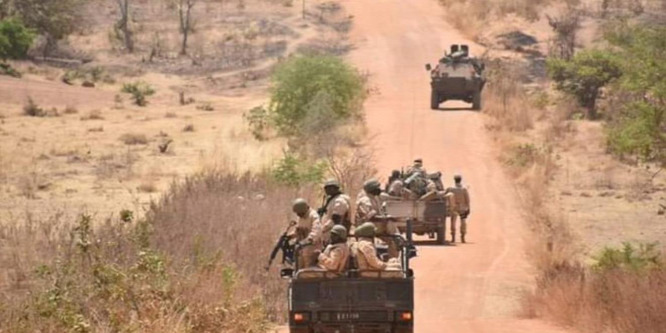 Huszonöt leltt férfi holttestét találták meg Burkina Fasóban