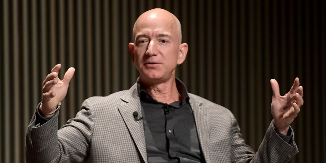 Rejtélyes szervezetnek adományozott egy egész vagyont Jeff Bezos