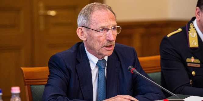 Pintér Sándor változatlan célokkal vezetné a Belügyminisztériumot