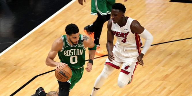 Rekordot döntve győzte le a Boston a Miamit az NBA-ben