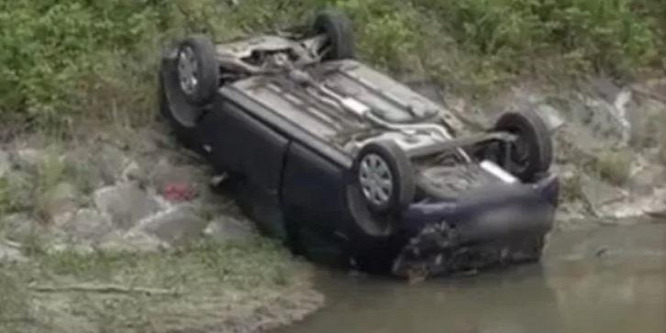 Folyóba hajtott egy nagypapa a 13 éves unokájával Eperjesen