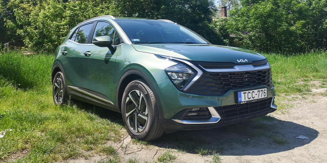 Kevés koreai autót néznek meg ennyire - Kia Sportage 150 T-GDI Gold teszt (2022)