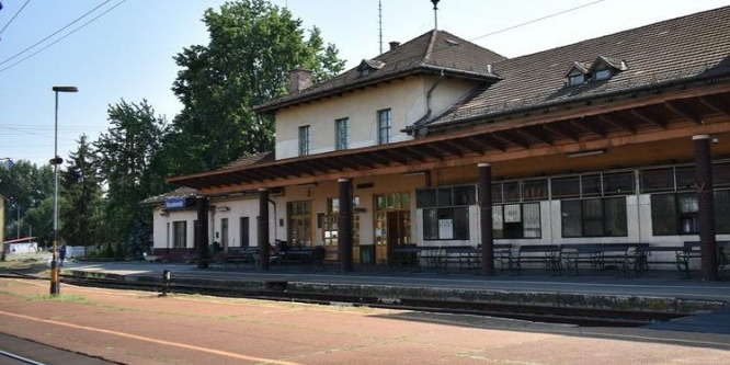Két férfival verekedett össze egy biztonsági őr a kecskeméti vasútállomáson