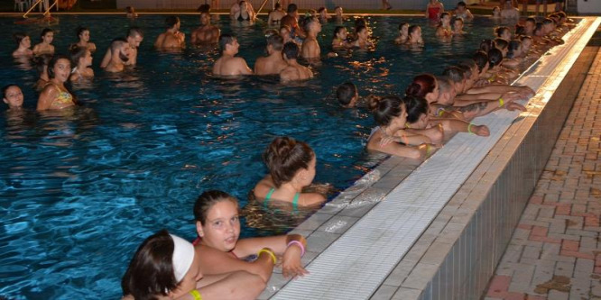 Ma van a 13. Strandok éjszakája: éjszakai fürdőzés, vízi mozi, zumbashow és habparti vár