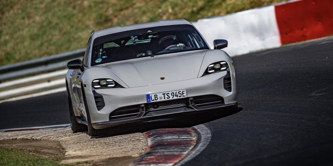 Megdöntötte a Tesla körrekordját a Porsche a Nürburgringen