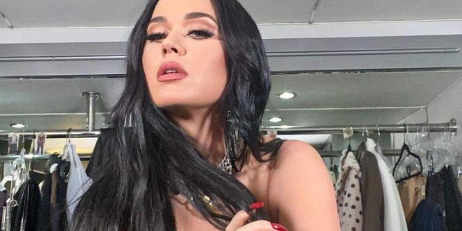 Rémisztő felvétel terjed az interneten Katy Perryről - videó
