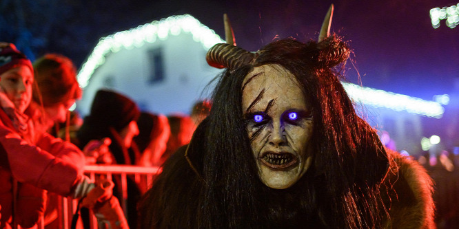 A krampuszoktól a betiltott ünnepig: itt vannak az igazi karácsonyi furcsaságok!