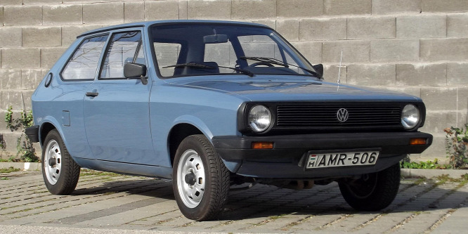 Mibl lesz a cserebogár? - Volkswagen Polo I. (1981) veteránteszt