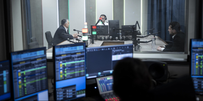 Orbán Viktor: Magyarország nem hagyja magát