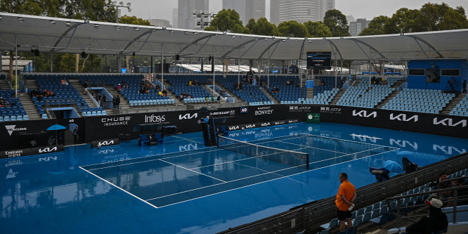A hőség után ezúttal az eső okoz nagy gondot: csúsznak a magyarok meccsei az Australian Openen