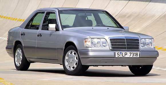 Forrás: Mercedes-Benz