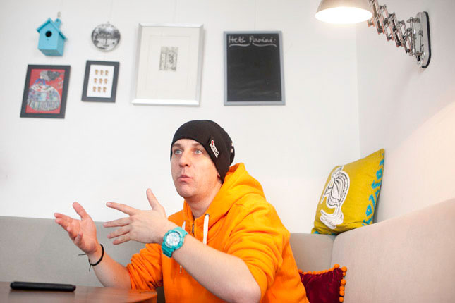 az élő fellépés elárasztja a pornót