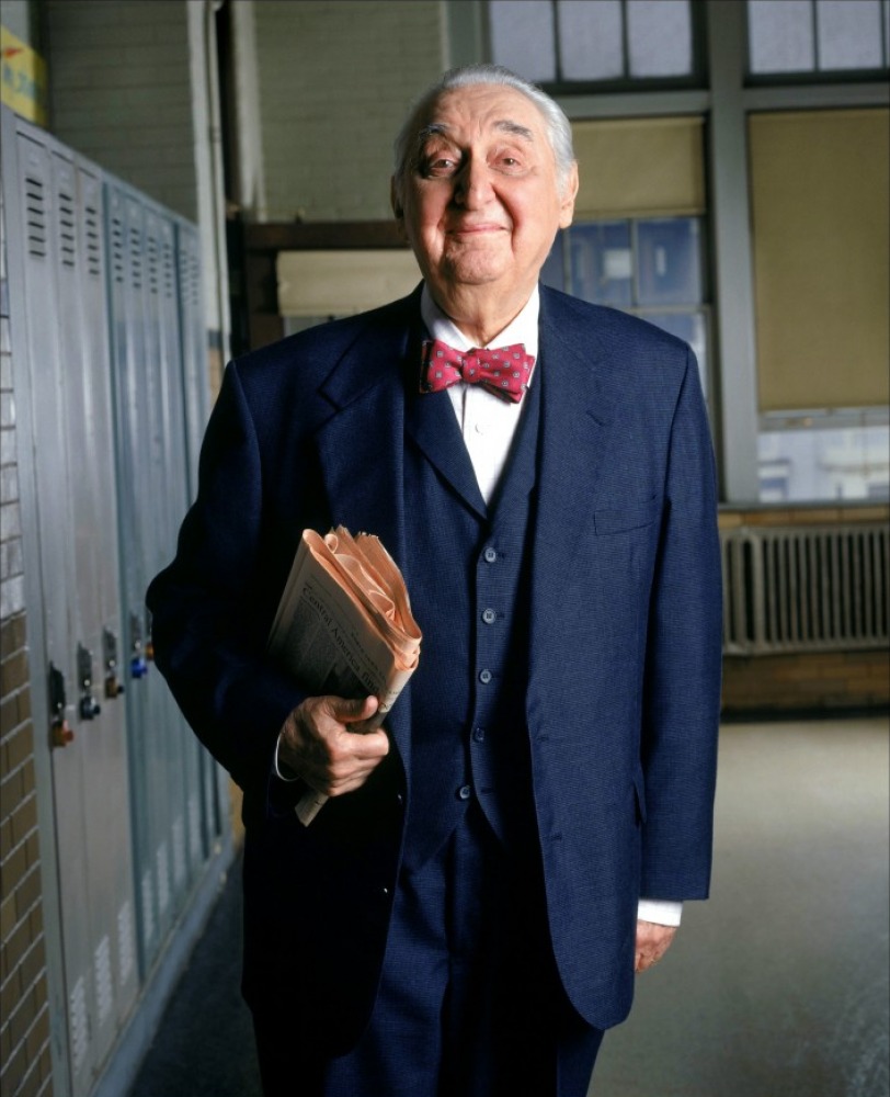 Meghalt Fyvush Finkel színész