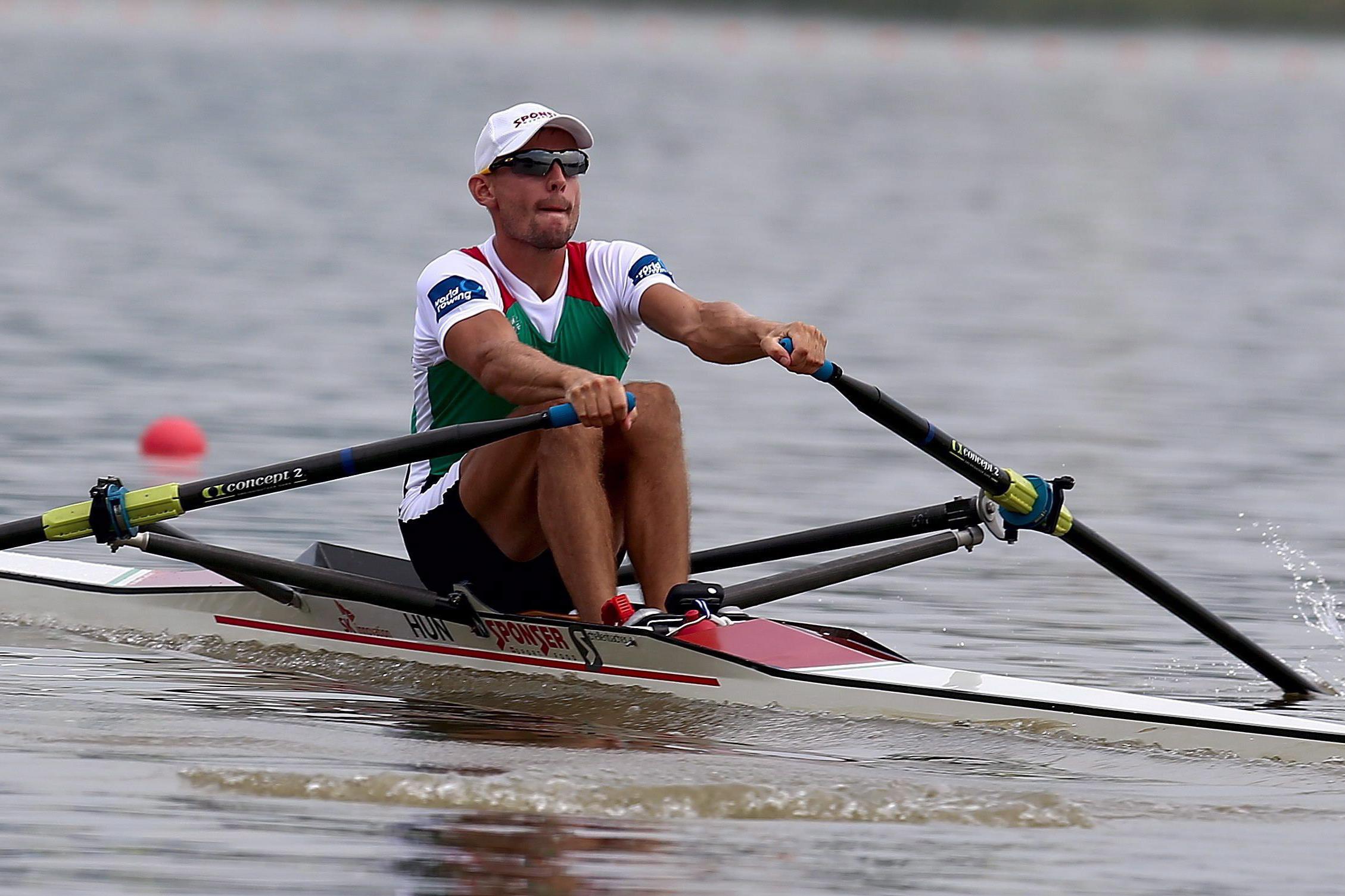 Galambos Péter a legjobb 12 között