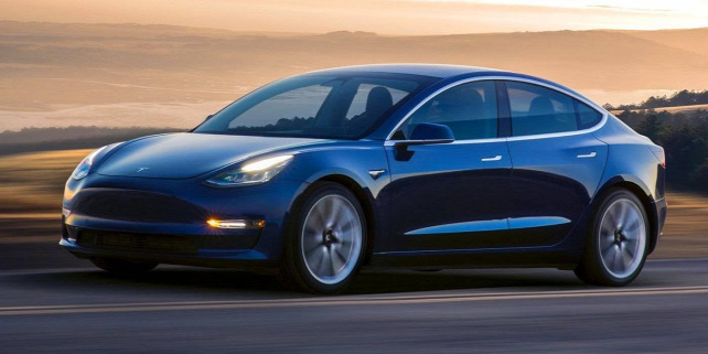 Forrás: Tesla