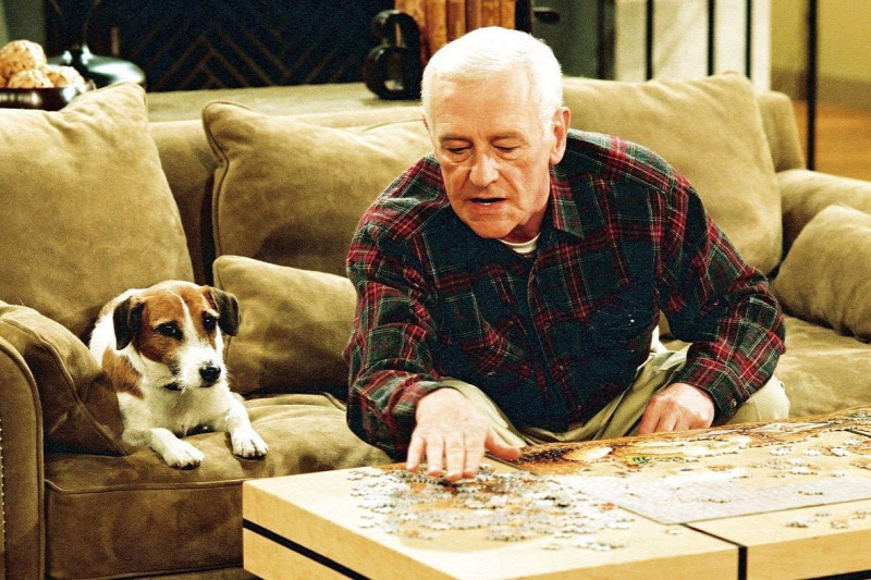 Meghalt John Mahoney színész