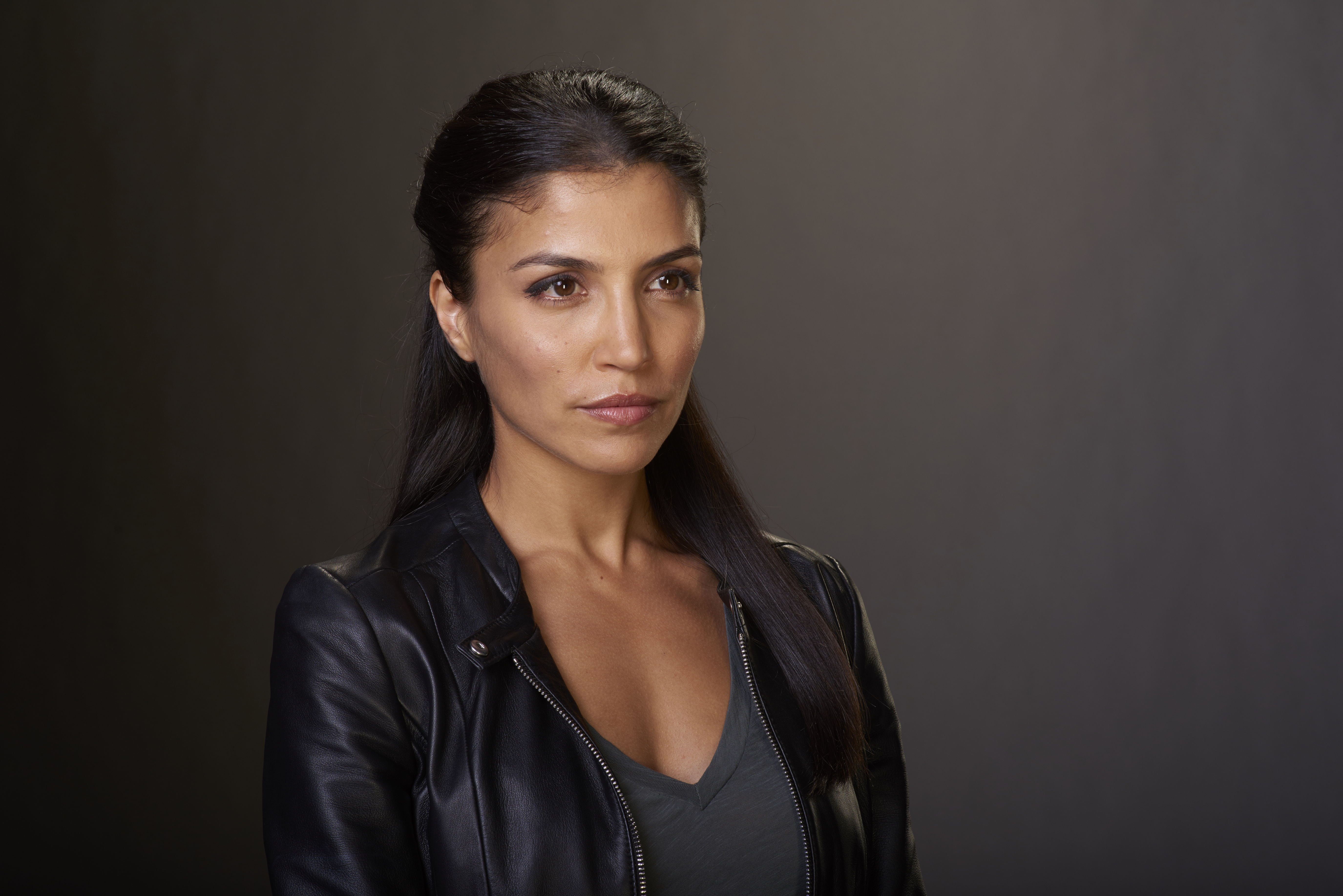 Назнин контрактор. Назнин контрактор скорпион. Contractors игра. Контрактор 4. Contractors игра.