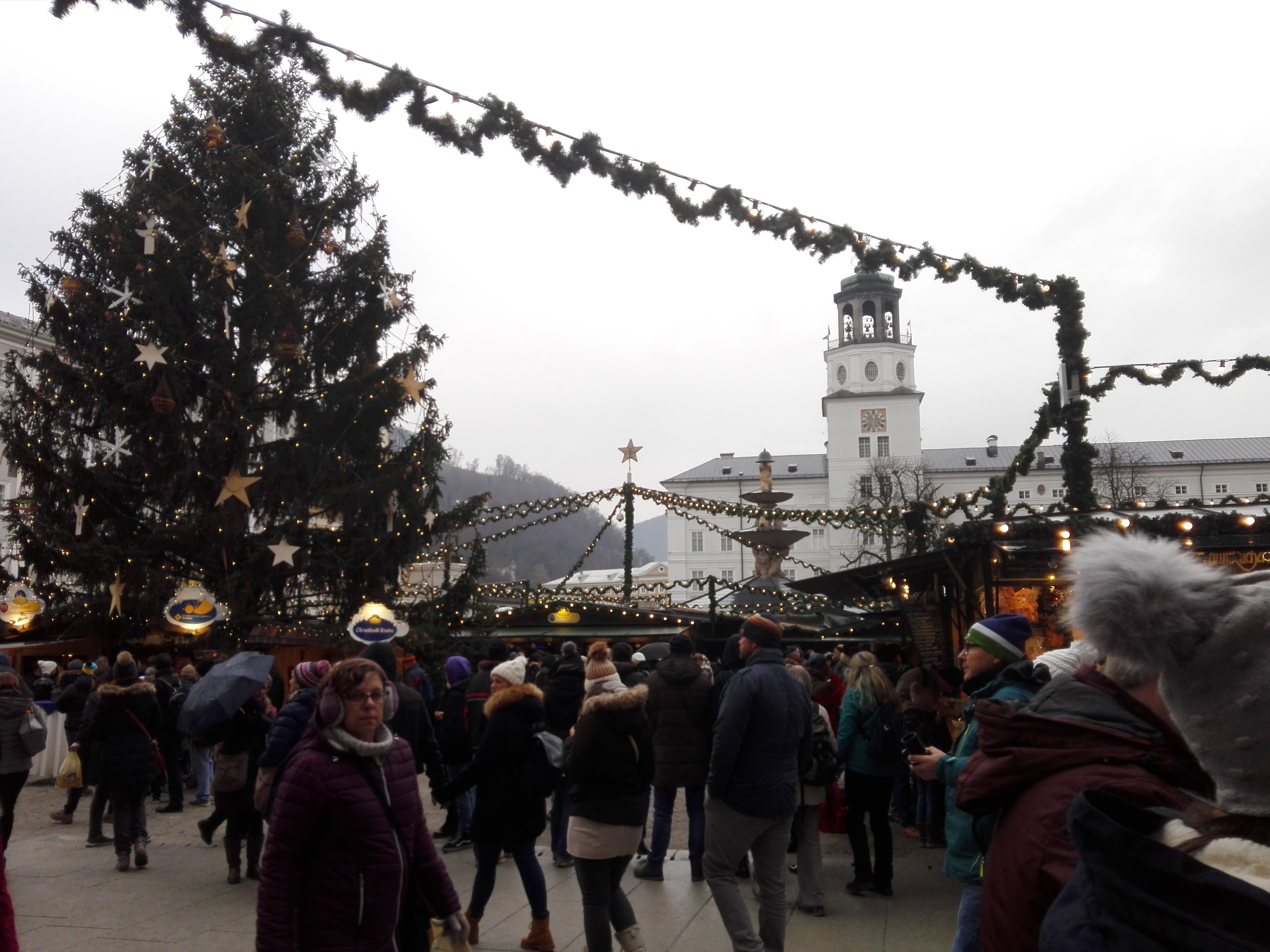 Ilyen a karácsonyi vásár Salzburgban - friss fotók