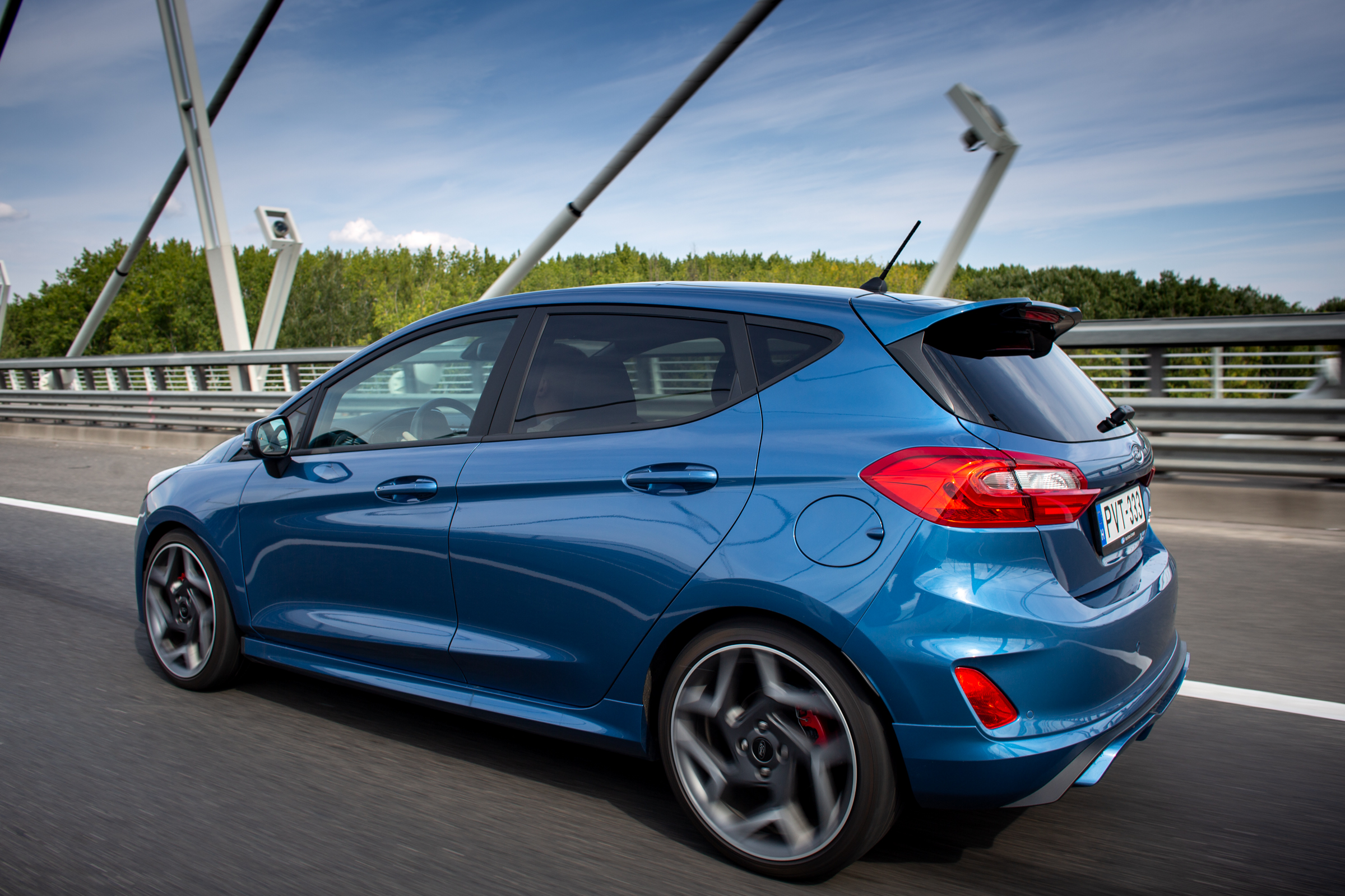 Ford Fiesta ST - Toyota Yaris GRMN