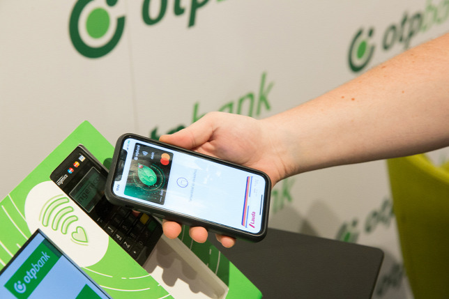 Uj Fizetesi Modot Vezetett Be Az Otp Bank Mutatjuk Kik Erhetik El