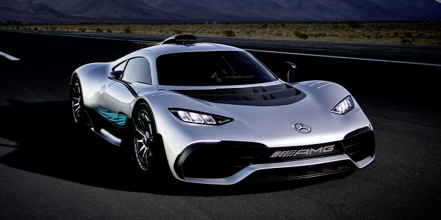 Forrás: Mercedes-Benz
