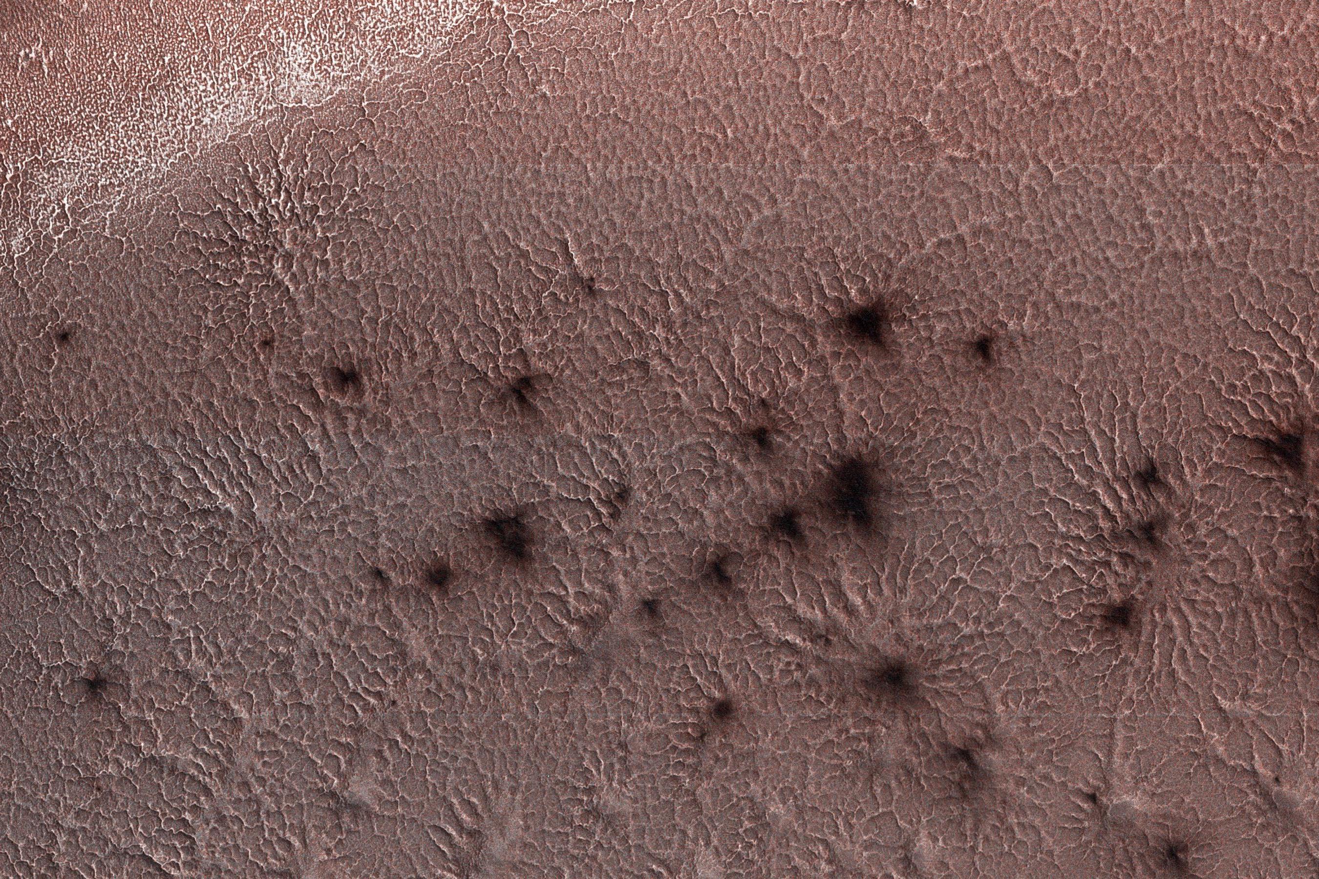 An explanation was found for the mysterious black spiders observed on Mars