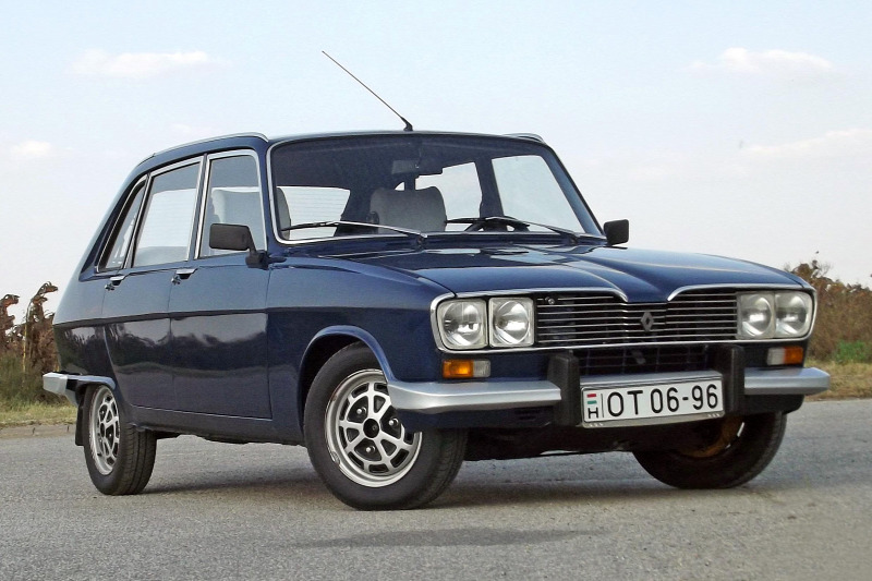 Az Elso Ferdehatu Sikermodell Renault R16 Tx Veteranteszt