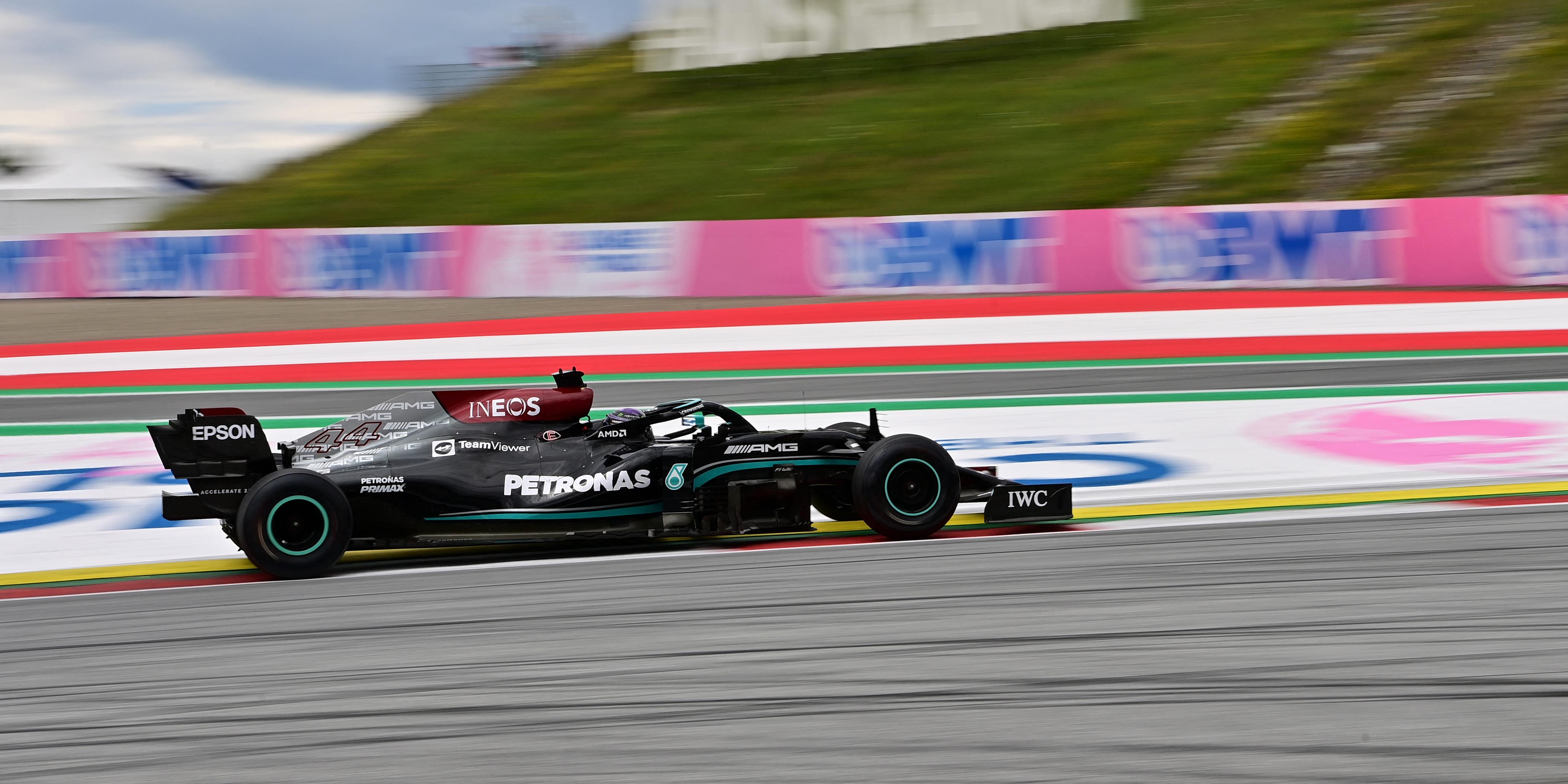 Már látszik, mi segíthet Hamiltonnak a Verstappen elleni visszavágón - Vimarsana News