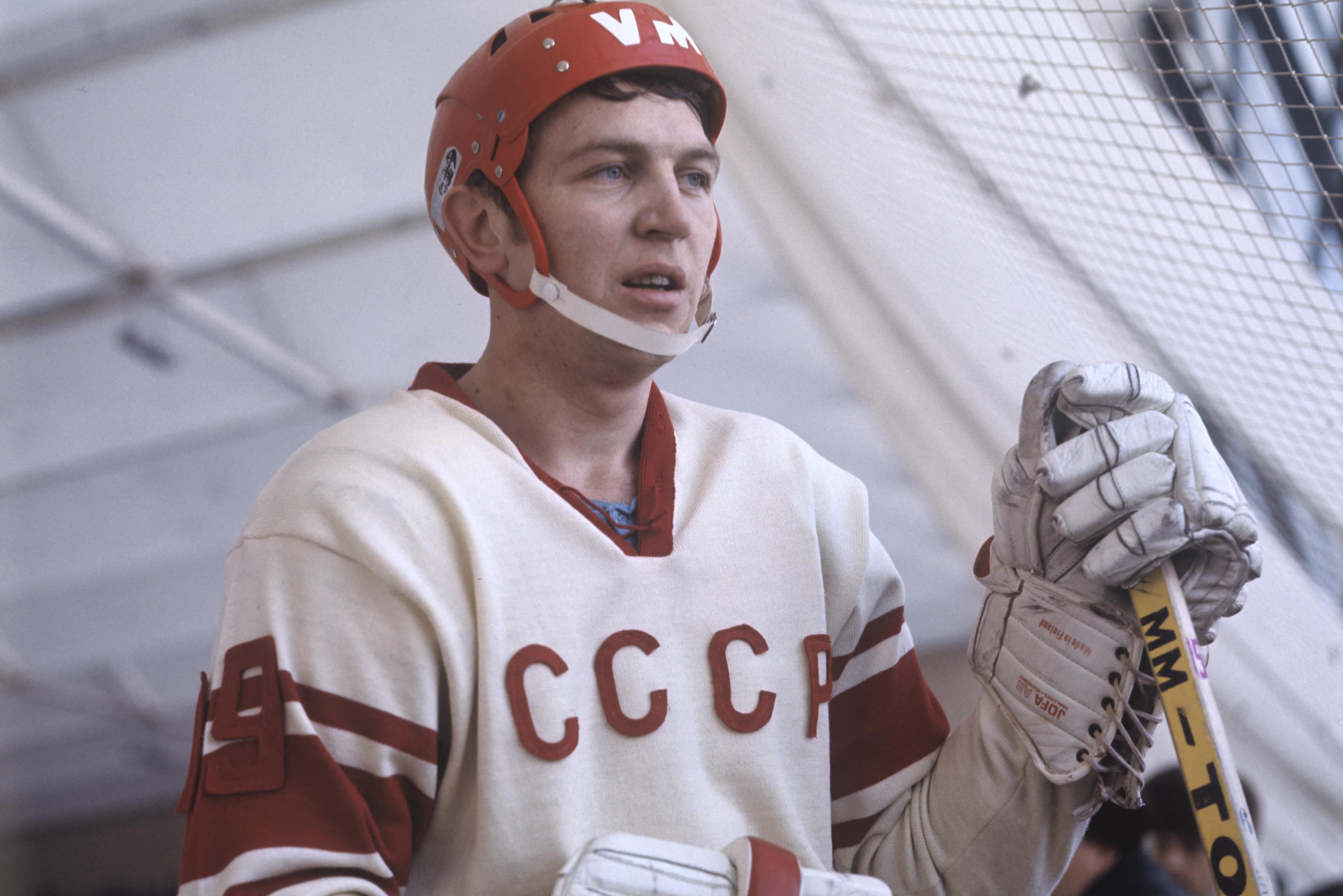 хоккеист двукратный олимпийский чемпион. хоккеист двукратный олимпийский чемпион. хоккеист двукратный олимпийский чемпион. выдающийся олимпийский чемпион хоккеисты. хоккеист двукратный олимпийский чемпион.