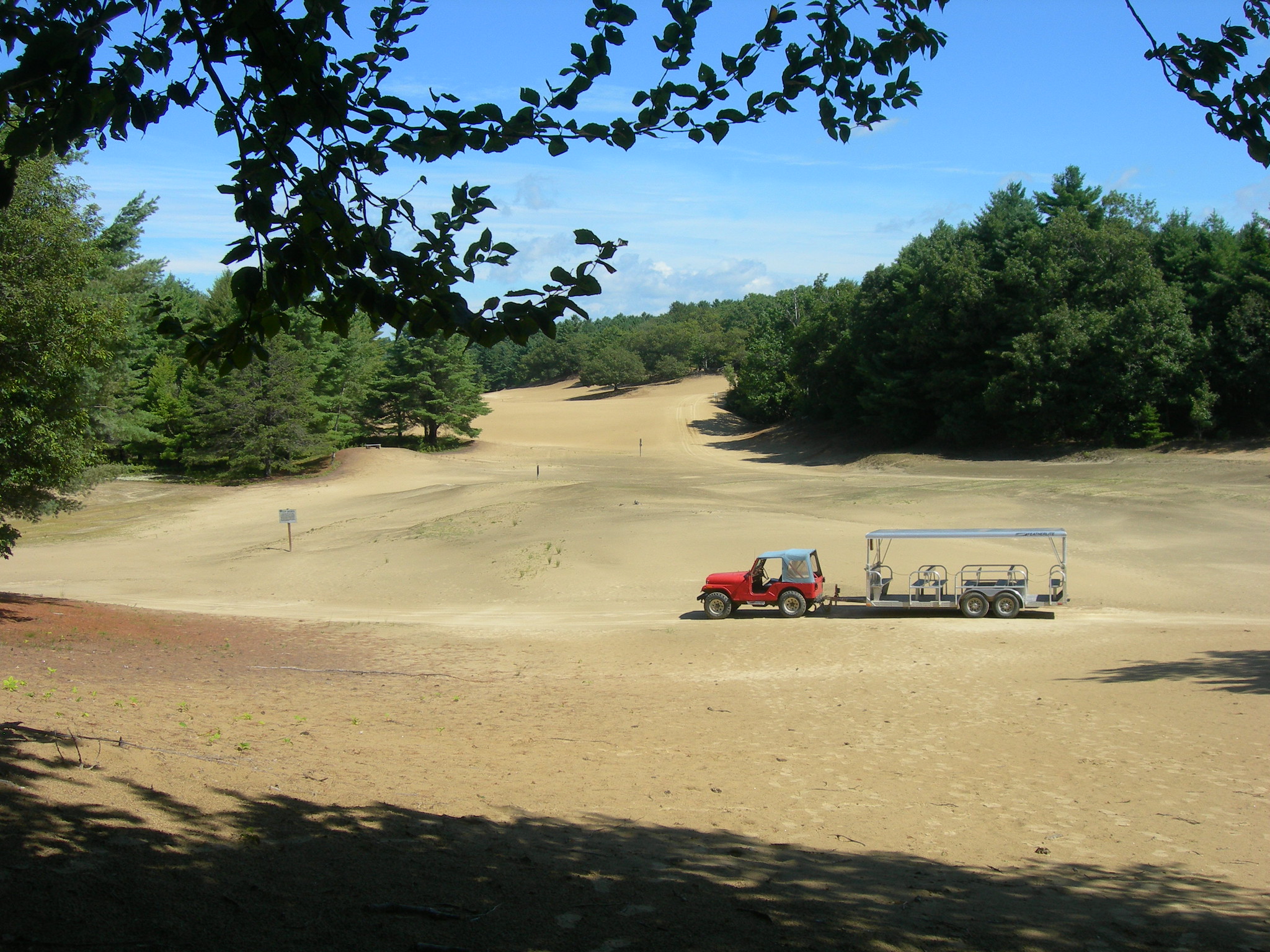 пустыня штата мэн. песчаная полянка. дороти канзас прерии. фильм где песчаные пески всасывают людей. пустыня образовавшаяся на волыни.