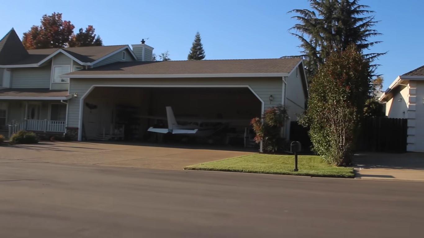 A Cameron Airpark Estate