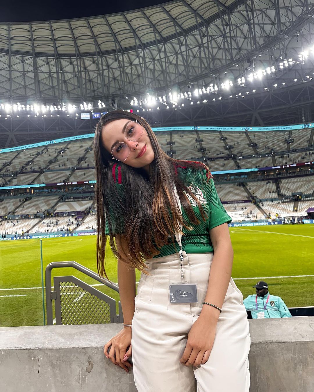 Hatalmas mellű szurkolók és dögös futballistafeleségek - mutatjuk a 