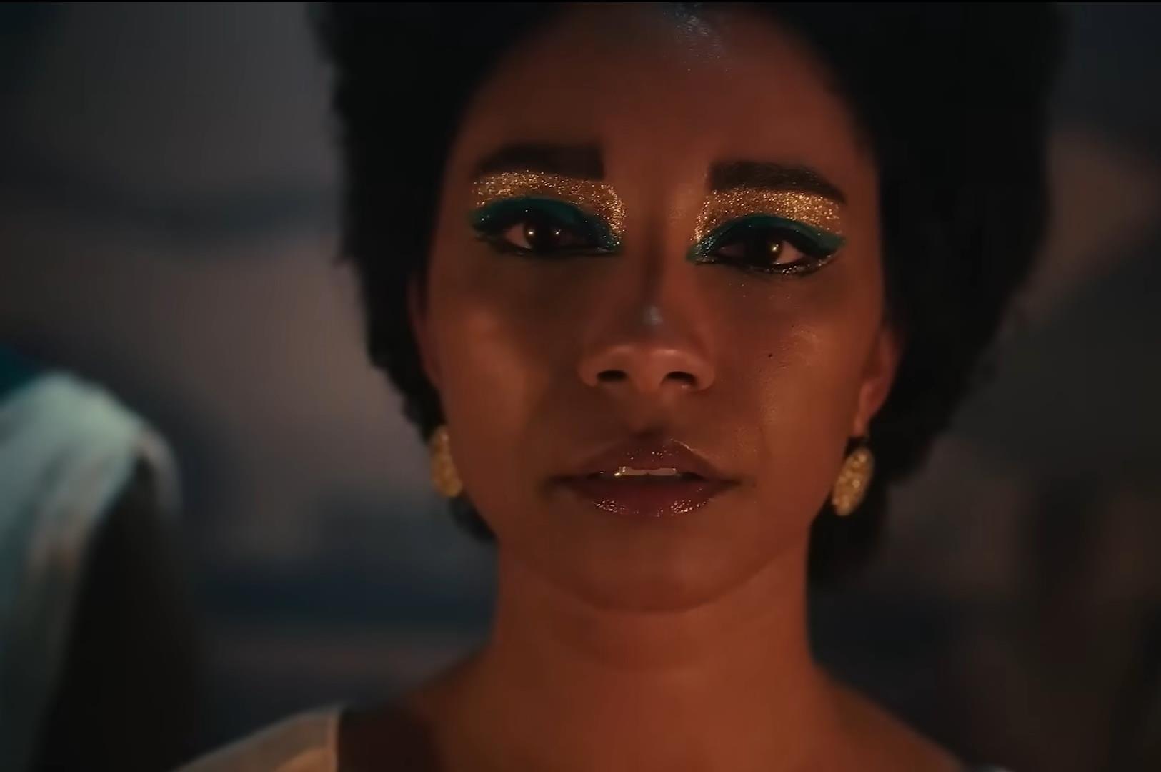 legújabb dokumentumfilmjükben Kleopátrát feketeként ábrázolják