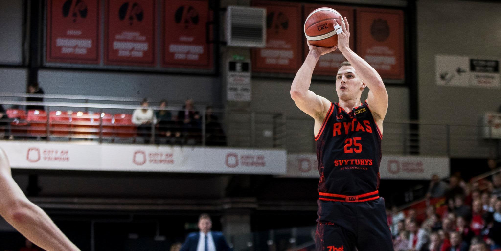 Litván bajnoki címet nyerne csapatával a