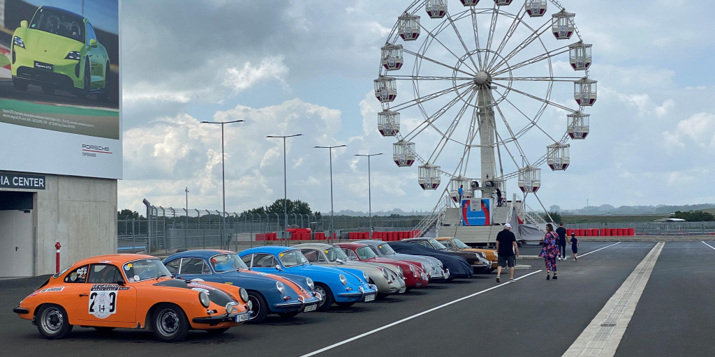 Vadonatúj balatoni versenypályán ünnepelte jubileumát a Porsche galéria